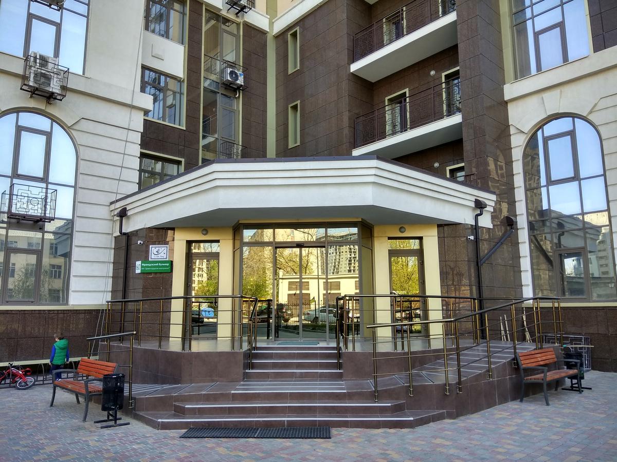 Аркадия Апартаменты На Первой Линии От Моря Odessa Exterior foto